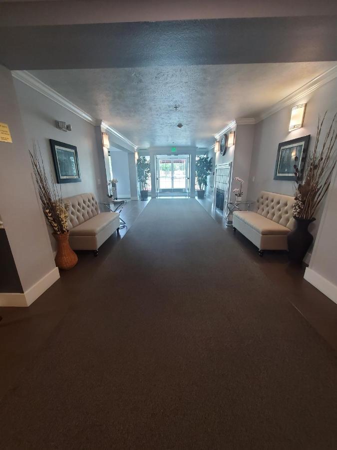 Sequoia Inn Hanford Extérieur photo