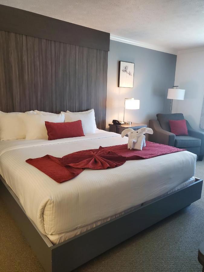 Sequoia Inn Hanford Extérieur photo